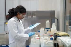 vantaggi laboratorio analisi professionale